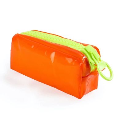 مقلمة بلاستيك بسوستة 001