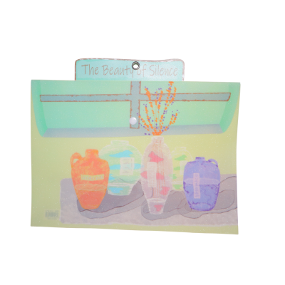 حافظة بكبسولة مطبوعة شفافة الوان 23.5*33سم رقم PG008